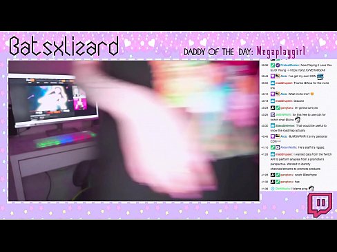 ❤️ ゲーマーがストリームをオフにするのを忘れて、生放送で潮を吹く ❤ ジャストポルノ ❌️❤
